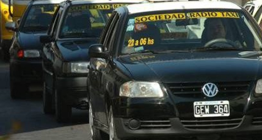 Santa Fe: El Concejo Municipal votó la unificación de los sistemas de remises y taxis