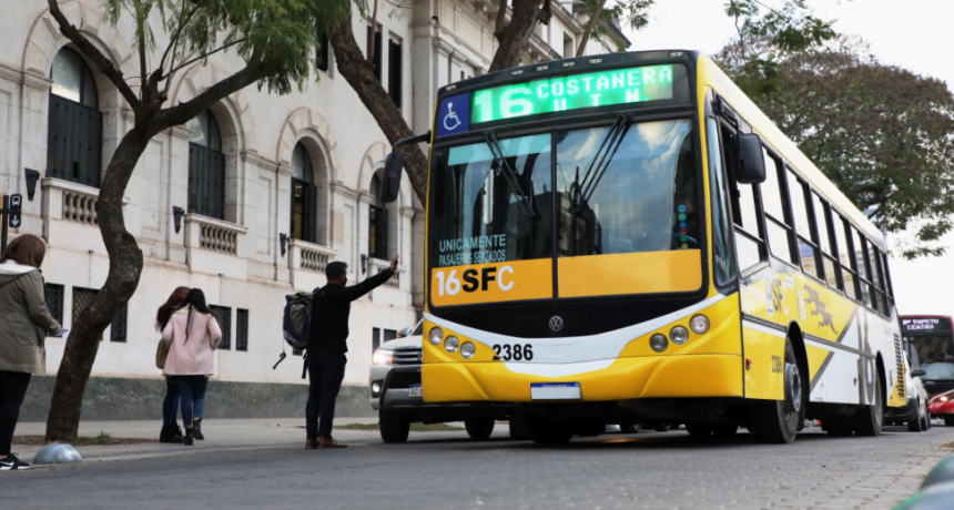 La Provincia aumentó los subsidios al transporte a 1400 millones de pesos mensuales