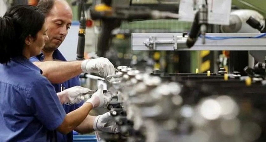 El presidente de la Uni&oacute;n Industrial de Santa Fe advierte que el ocaso de la industria es el ocaso de la clase media
