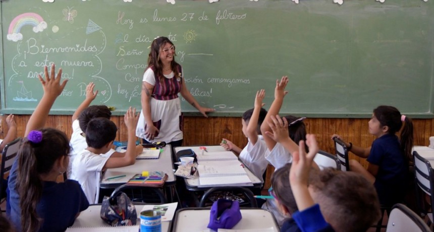 Si bien en los últimos 40 años creció la inversión en educación, la meta del 6% solo se cumplió una vez y el incremento se destinó en mayor medida al nivel superior