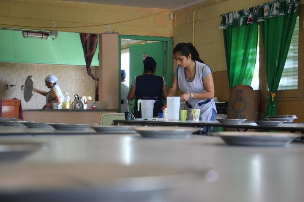 Habrá “asistencia perfecta” para asistentes escolares