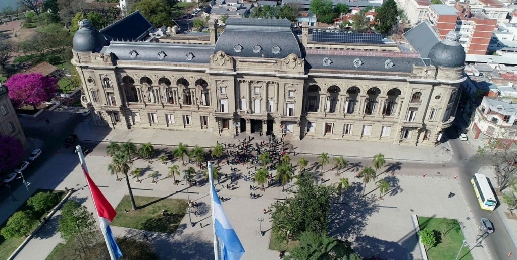 Fin al expediente en papel en el Estado santafesino