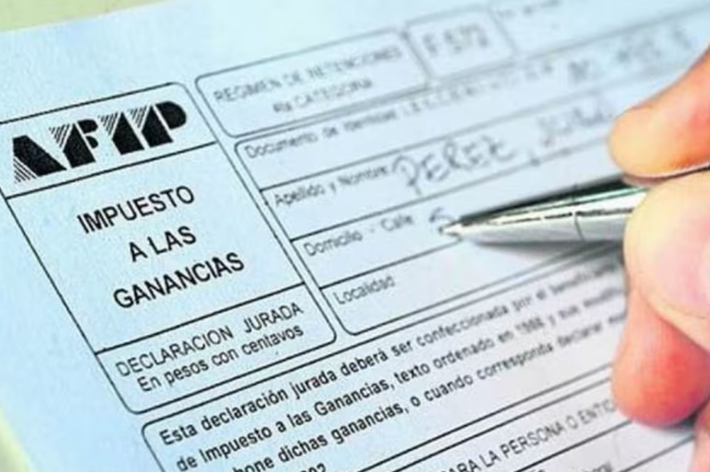 Los docentes volverán a pagar ganancias desde diciembre